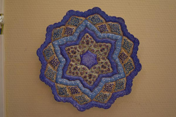 Plato liso con borde especial - 25 cm