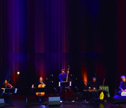 EL CANTANTE VAHID TAJ & JAVID ENSEMBLE EN CONCIERTO DE MÚSICA PERSA