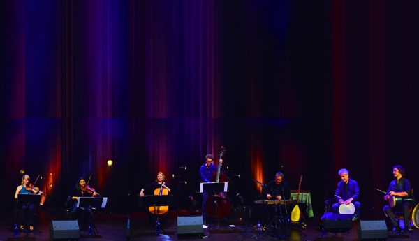 EL CANTANTE VAHID TAJ & JAVID ENSEMBLE EN CONCIERTO DE MÚSICA PERSA